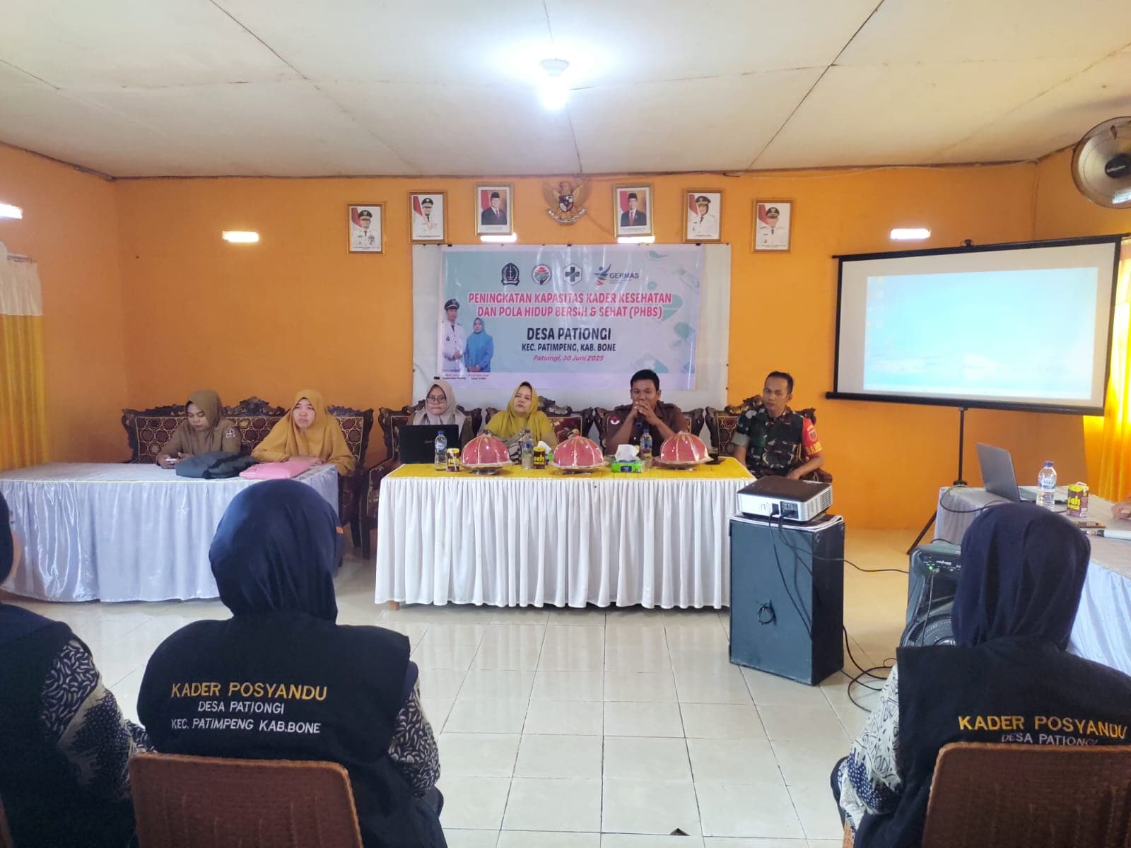 PENINGKATAN KAPASITAS KADER KESEHATAN DESA PATIONGI